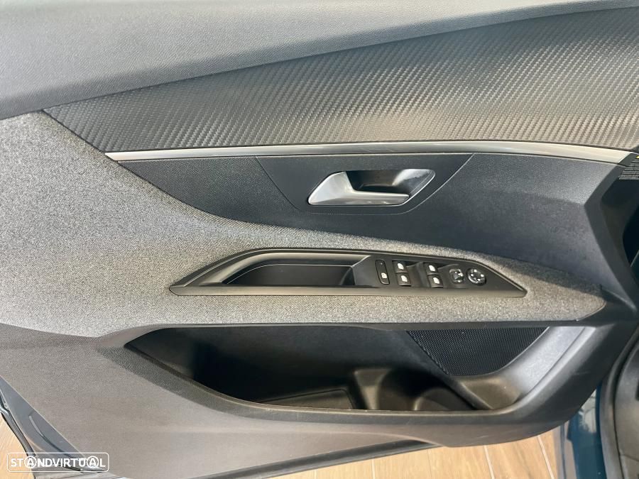 Peugeot 3008 PureTech 130 Stop & Start GPF EAT8 Active - 24