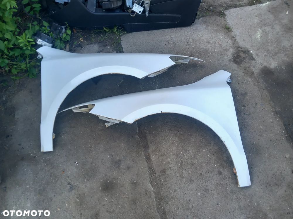 Błotnik P L Skoda Superb - 2