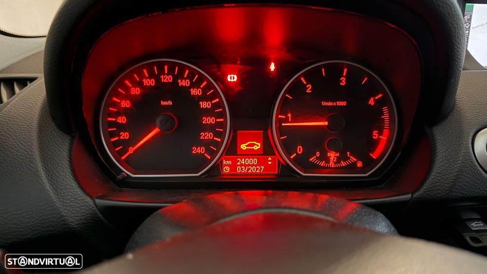 BMW 118 d Line Sport - 11