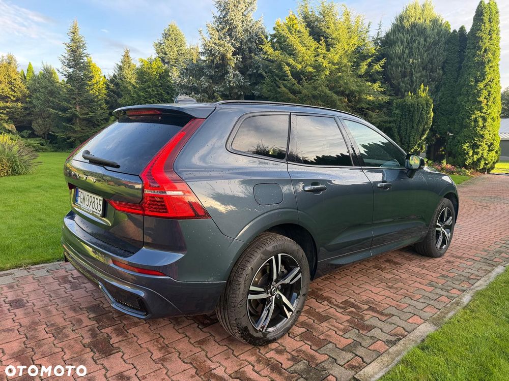 Volvo XC 60 B4 D AWD Plus Dark - 25