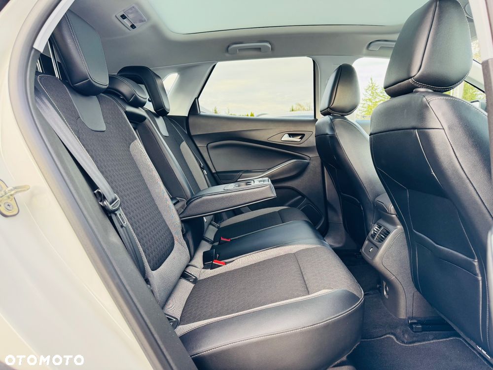 Opel Grandland X 1.6 CDTI Ultimate S&S - 24