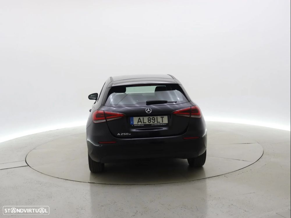 Mercedes-Benz A 250 e Style Plus - 5