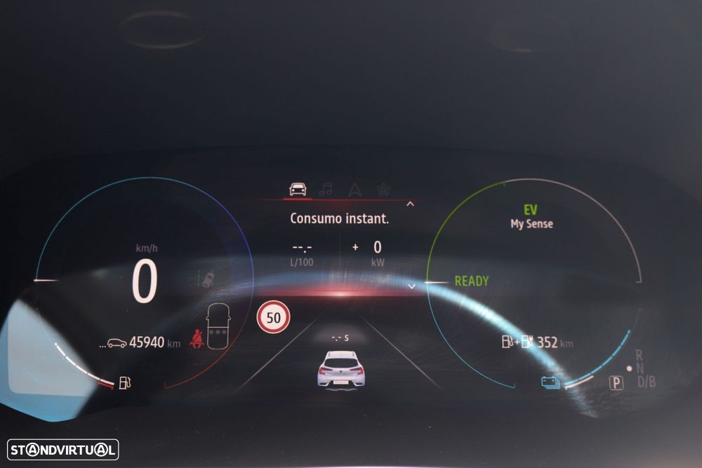 Renault Captur 1.6 E-Tech Plug-In Hybrid Techno - 31
