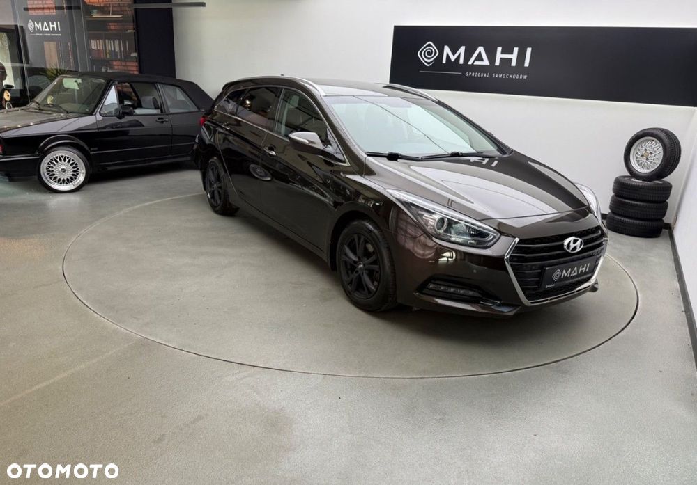 Hyundai i40 1.6 GDI Comfort + - 15