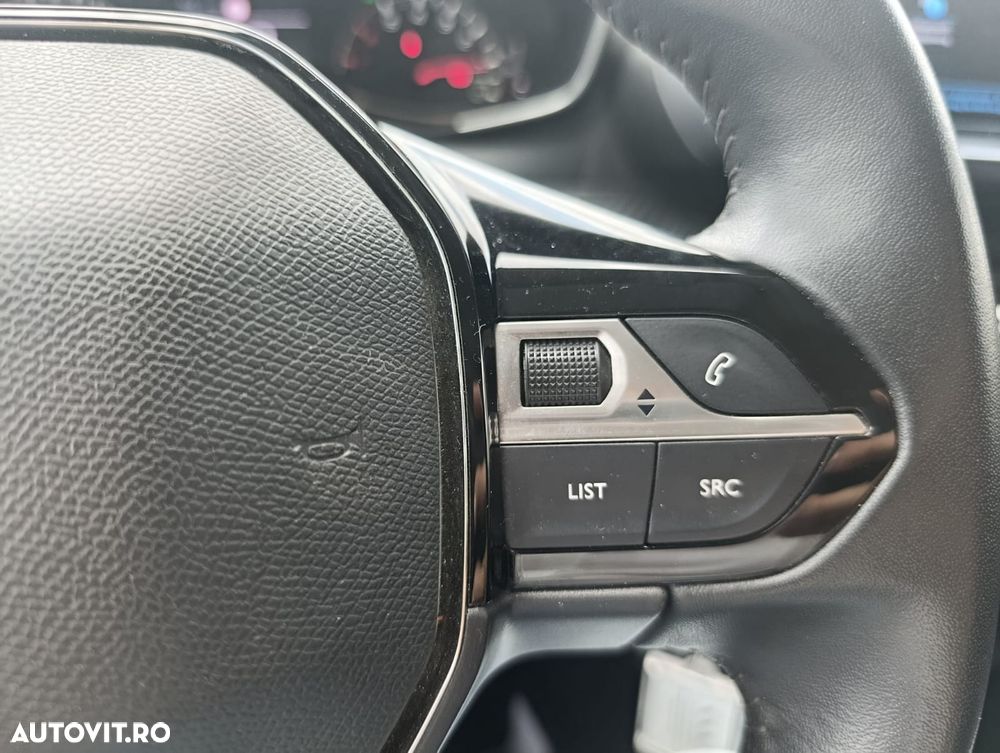 Peugeot 208 1.2 L PureTech STT Active Pack - 22