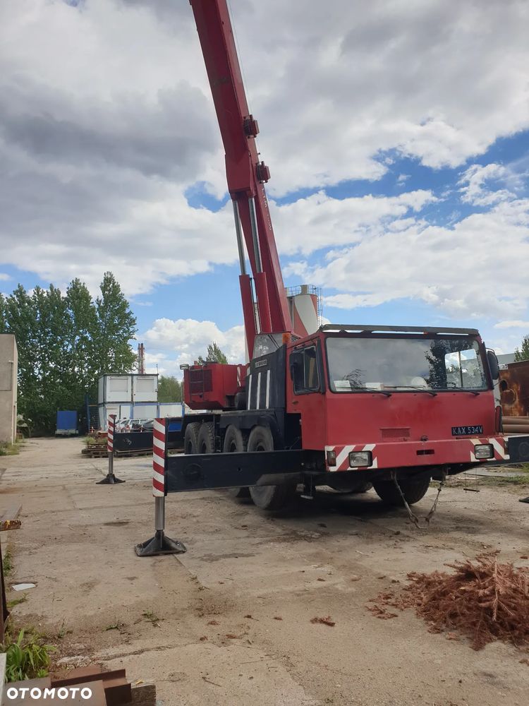 Liebherr LTM 1060 - 11