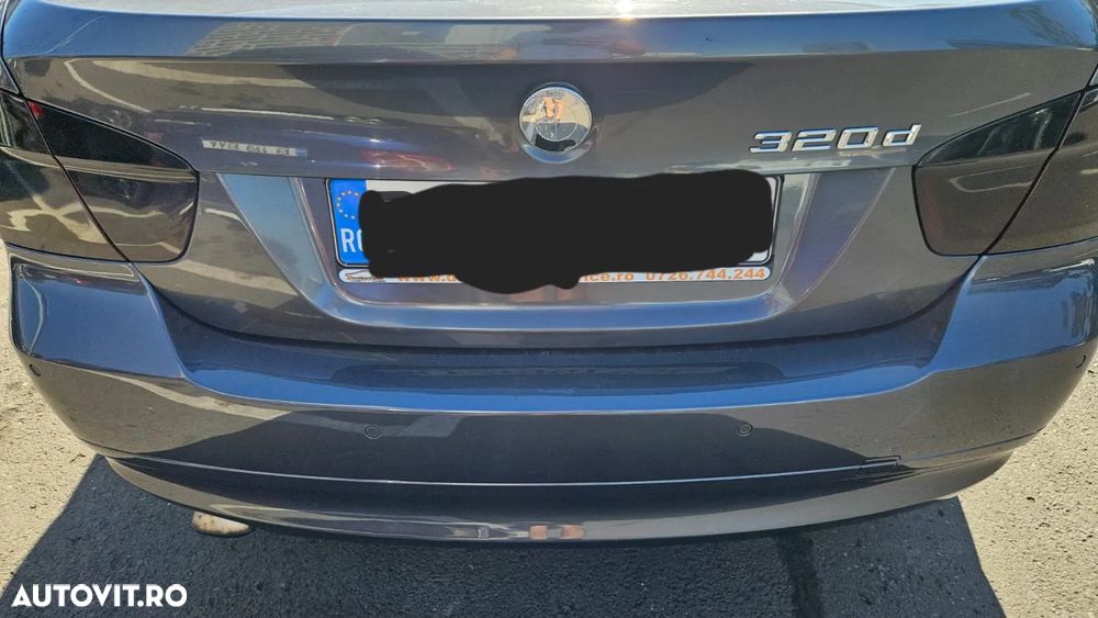 BMW Seria 3 320d - 8