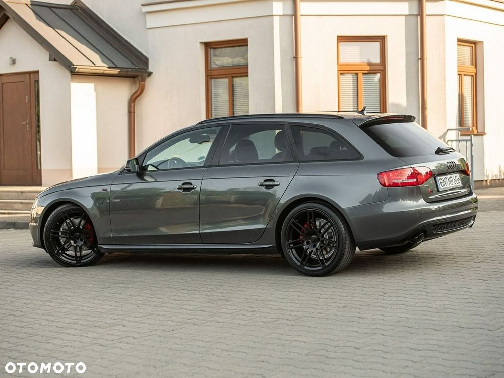 Audi A4 Avant - 14