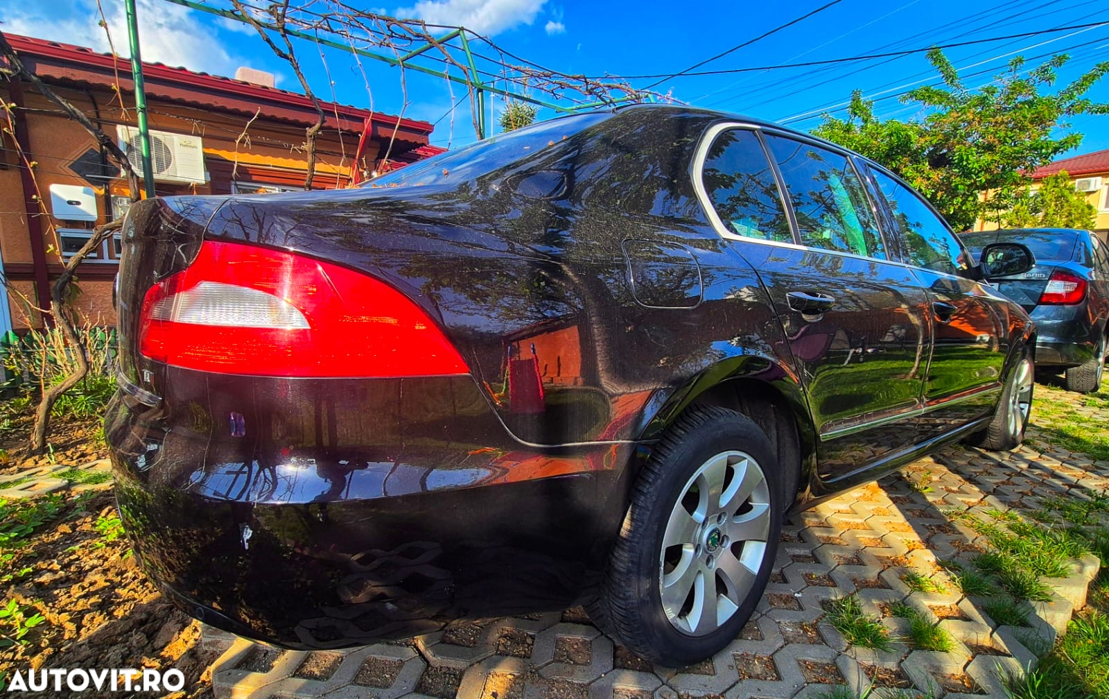 Skoda Superb 2.0 TDI Comfort - 14