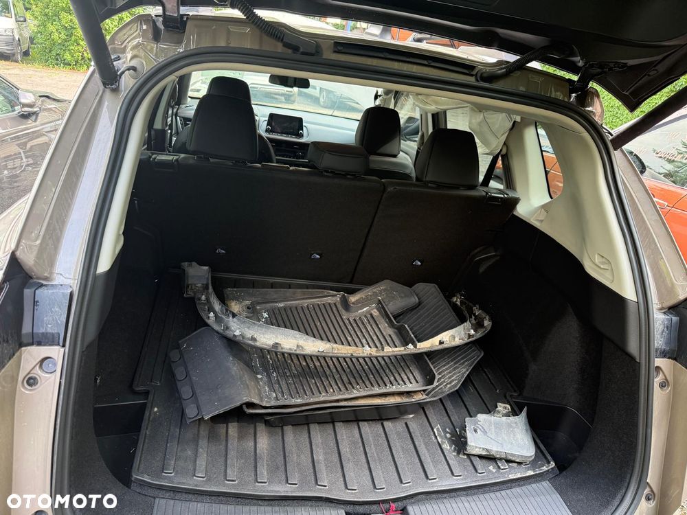 Nissan Rogue - 8