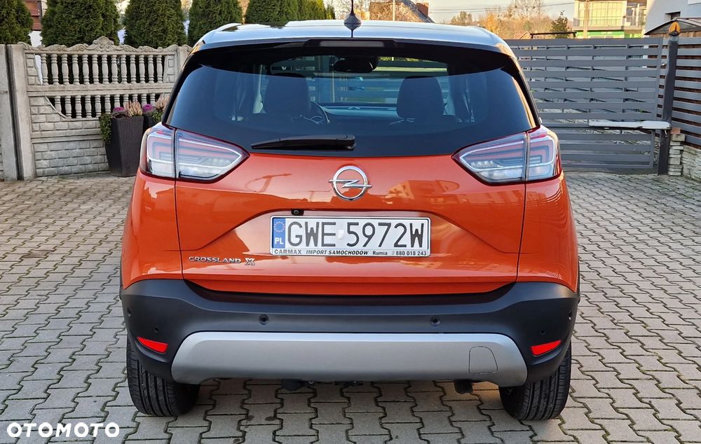 Opel Crossland X 1.2 T Design Line S&S - 10