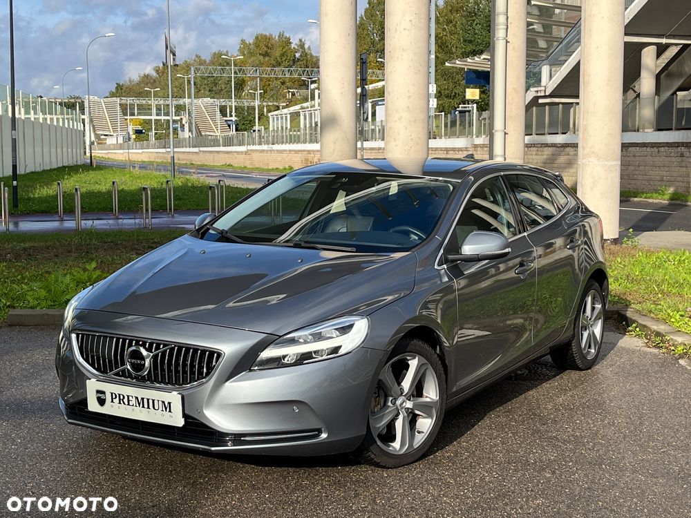 Volvo V40 T3 Drive-E Inscription - 4