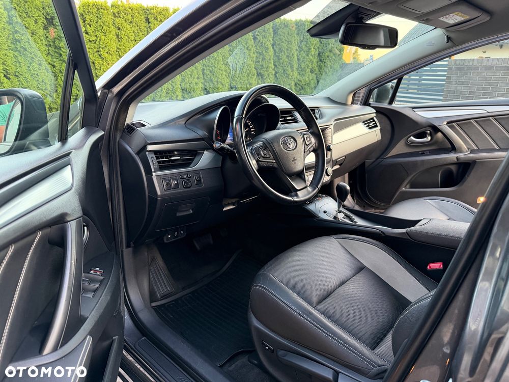 Toyota Avensis 2.0 Prestige MS - 9