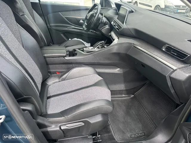Peugeot 5008 1.5 BlueHDi Allure Pack EAT8 - 12