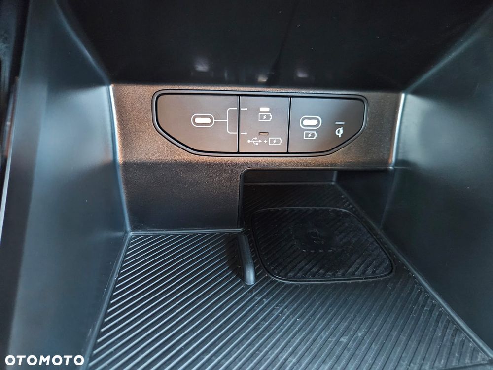 Kia Sorento - 34