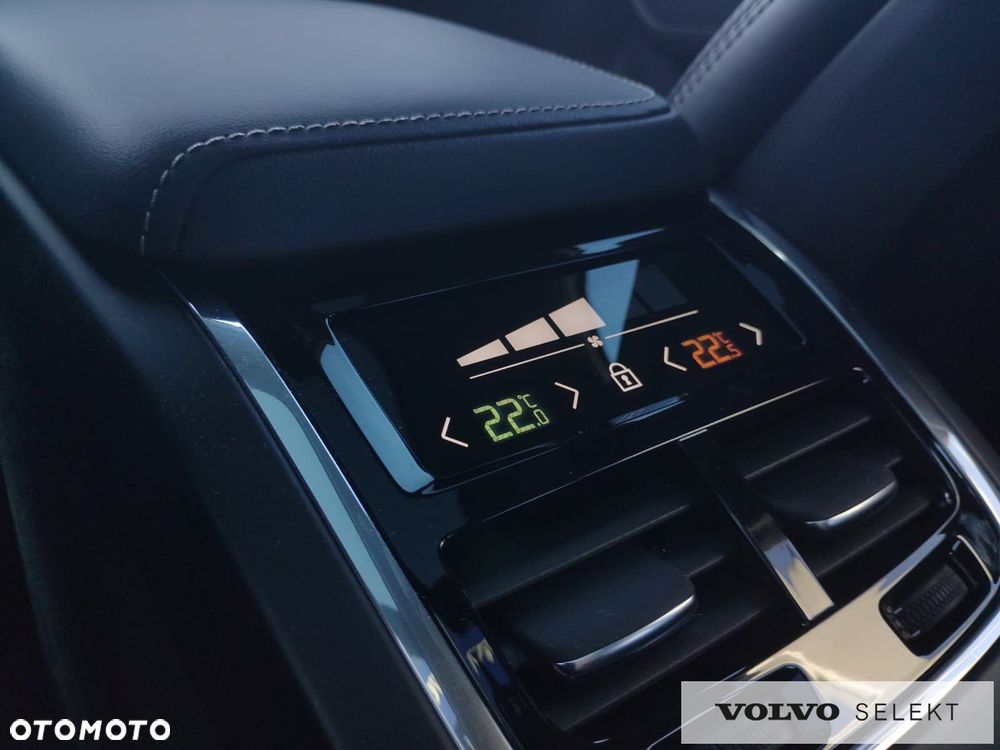 Volvo XC 60 - 32