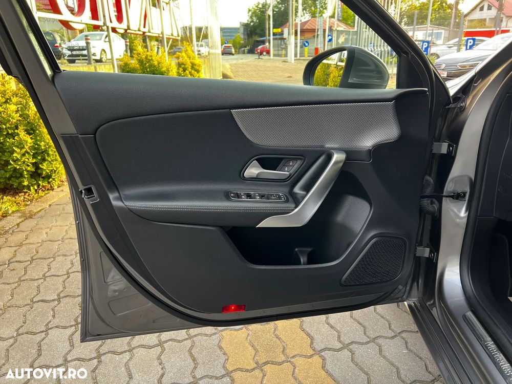 Mercedes-Benz A 180 d 7G-DCT Progressive - 33