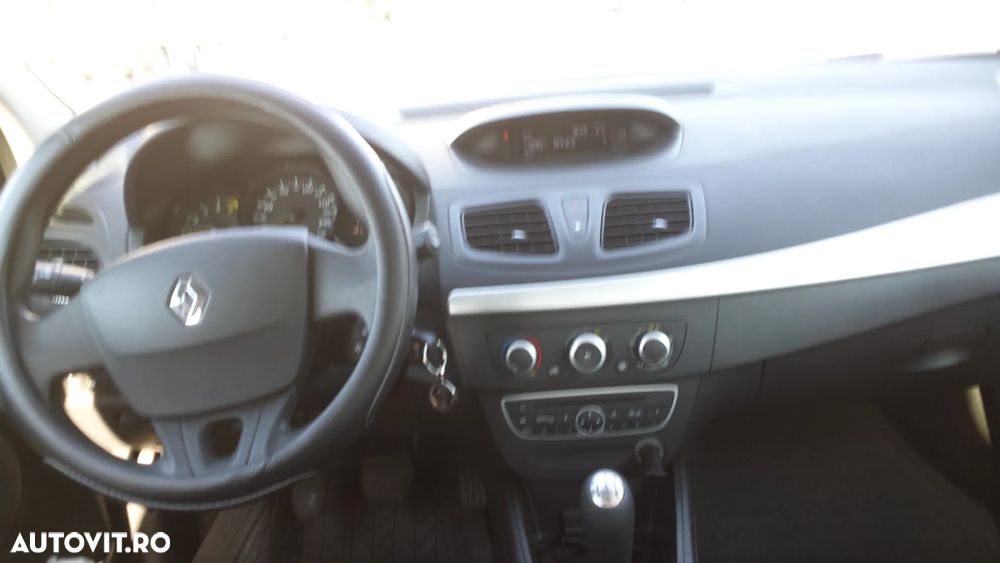 Renault Megane 1.5 dCi Expression - 7