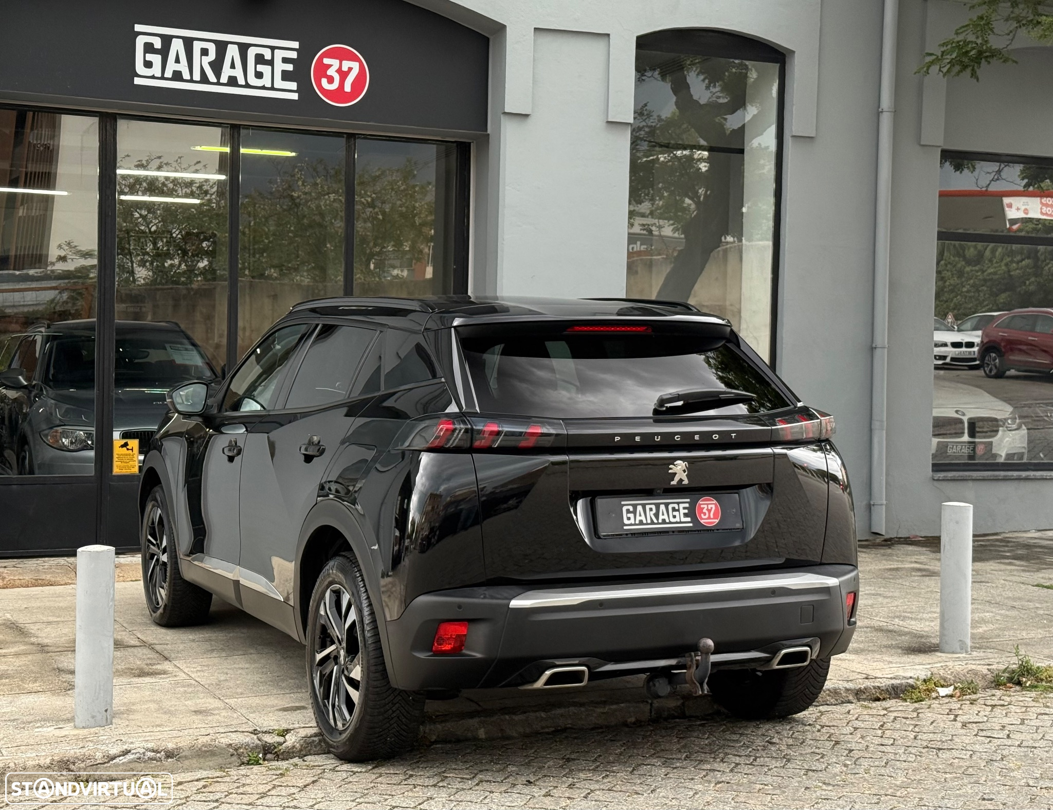 Peugeot 2008 1.2 PureTech Allure - 6