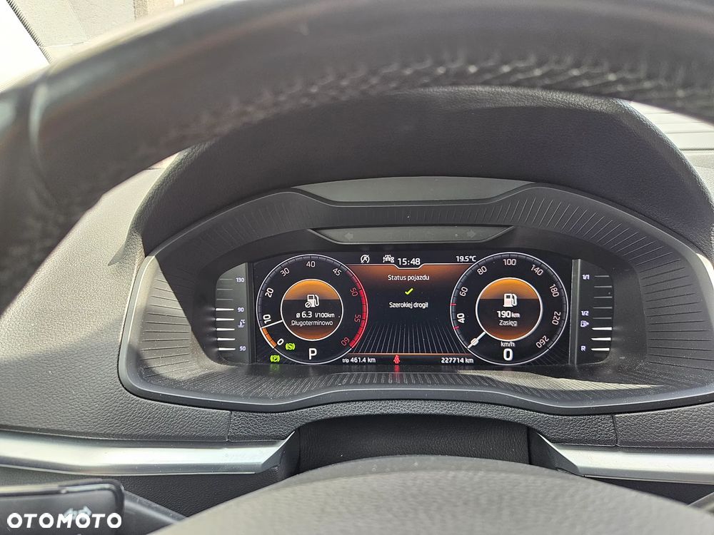 Skoda Karoq 1.6 TDI SCR DSG Style - 20