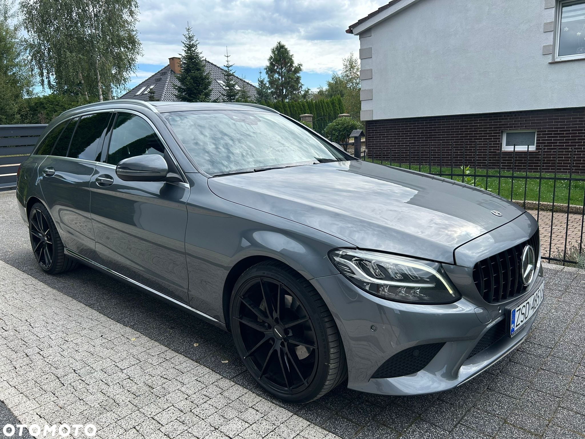Mercedes-Benz Klasa C 220 d T 9G-TRONIC AMG Line - 5