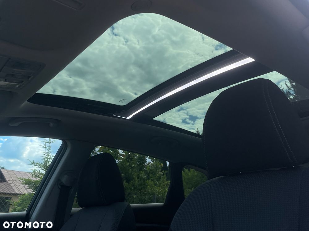 Hyundai i30 blue Kombi 1.6 CRDi Passion - 10