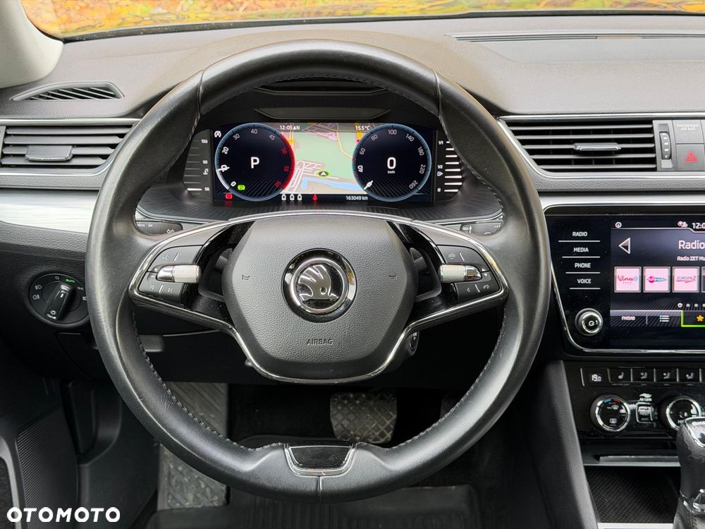 Skoda Superb 2.0 TDI SCR Ambition DSG - 20