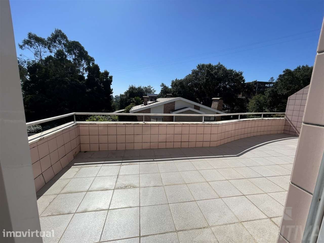 Apartamento T2 Arrendamento em São João da Madeira,São João da Madeira - Grande imagem: 4/26