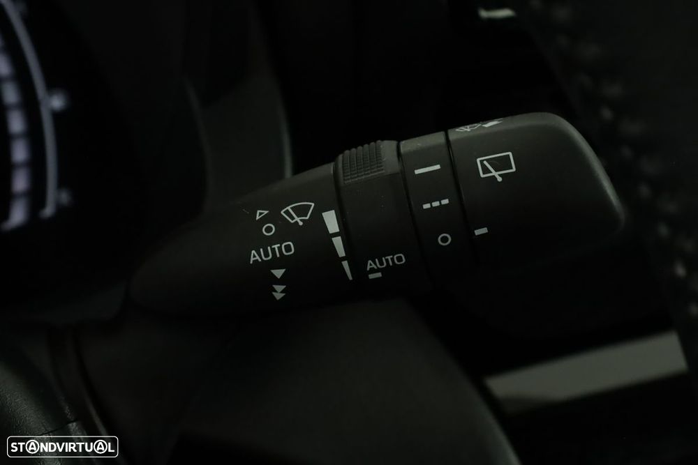 Toyota Yaris Cross 1.5 HDF Comfort - 17