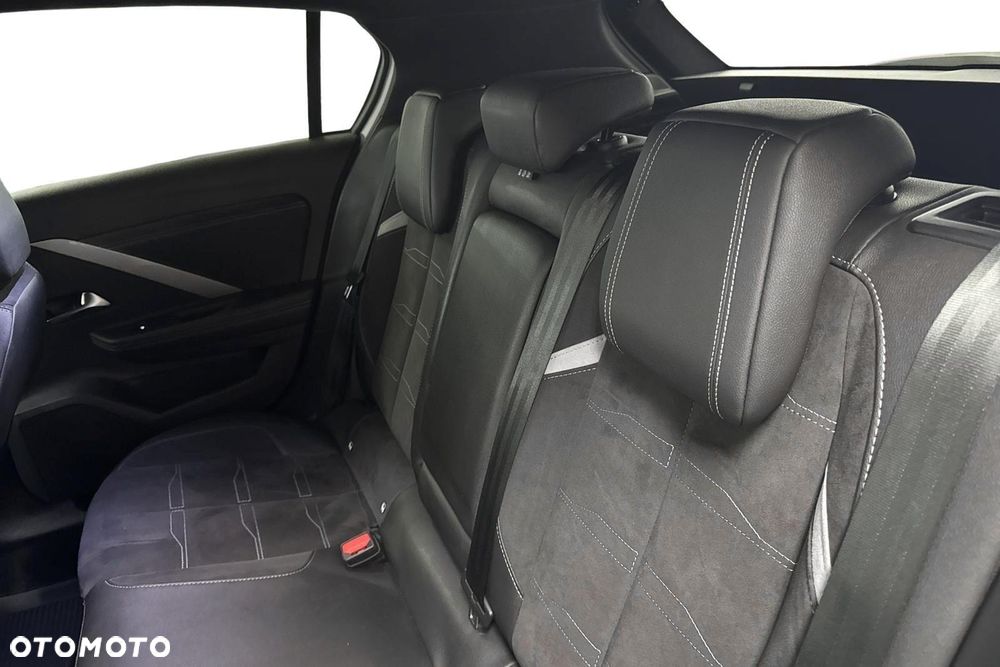 Opel Astra 1.6 T Plug-in Hybrid GS - 19