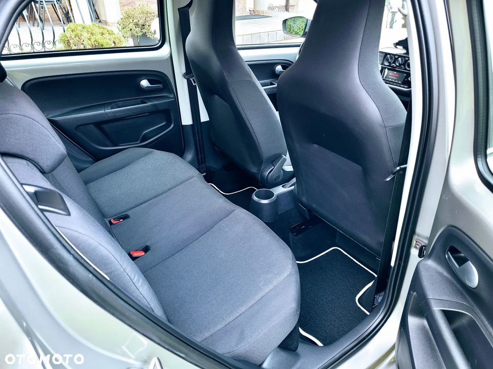 Volkswagen up! 1.0 move - 22