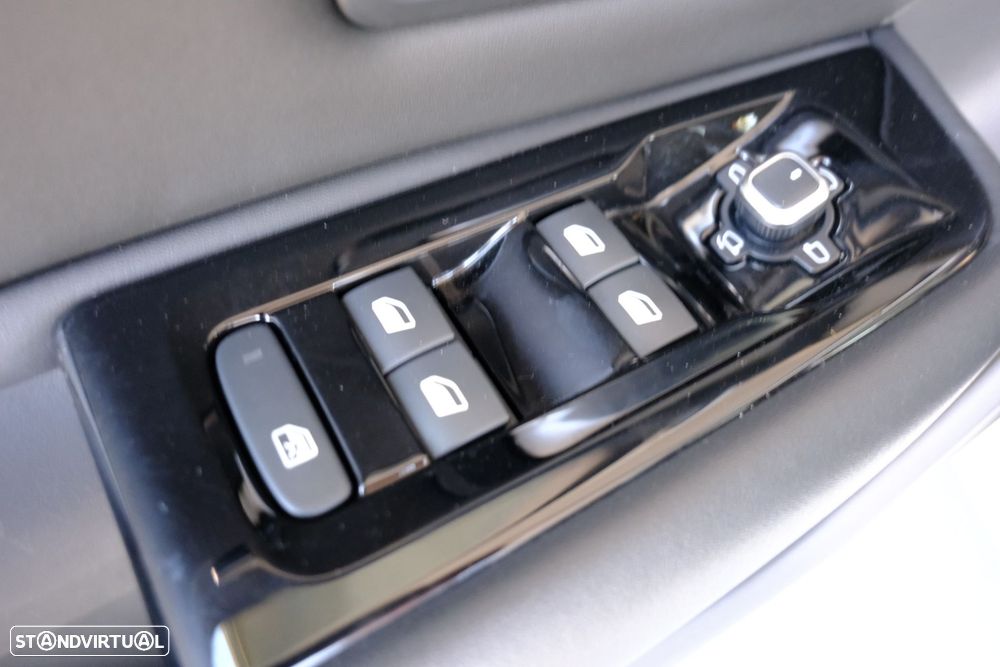 Citroën C5 X 1.6 Hybrid Shine e-EAT8 - 30
