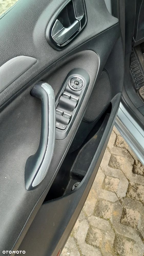 Ford Galaxy 2.0 Concept - 12