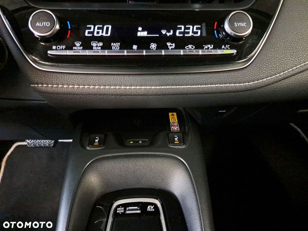 Toyota Corolla 1.8 Hybrid Comfort - 25