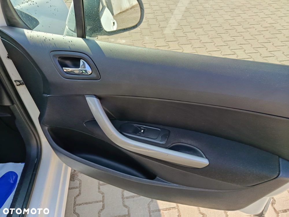 Peugeot 308 120 VTi Style - 16