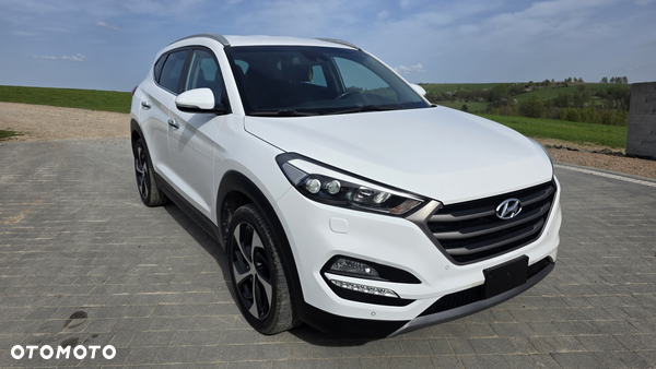 Hyundai Tucson blue 1.7 CRDi 2WD Style