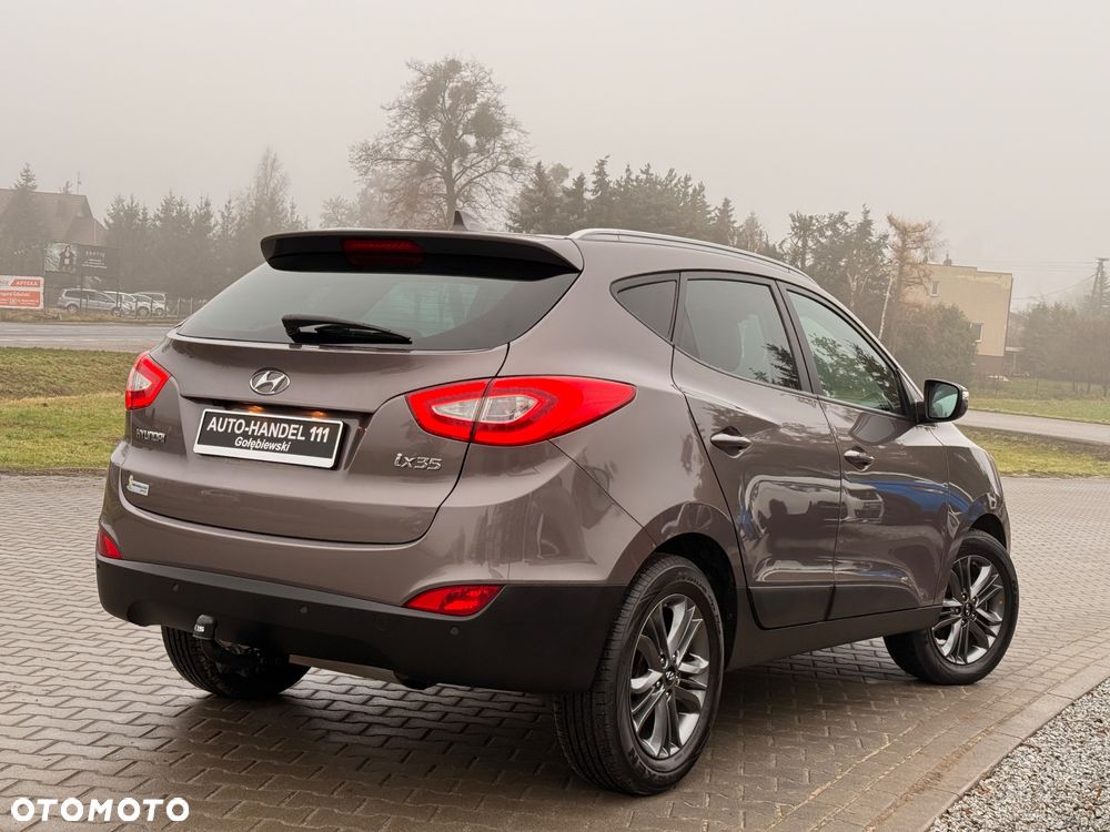 Hyundai ix35 1.6 2WD Fifa World Cup Edition - 5
