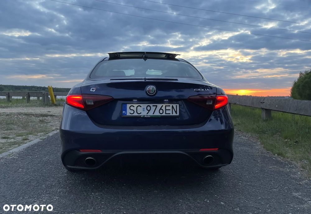 Alfa Romeo Giulia - 11