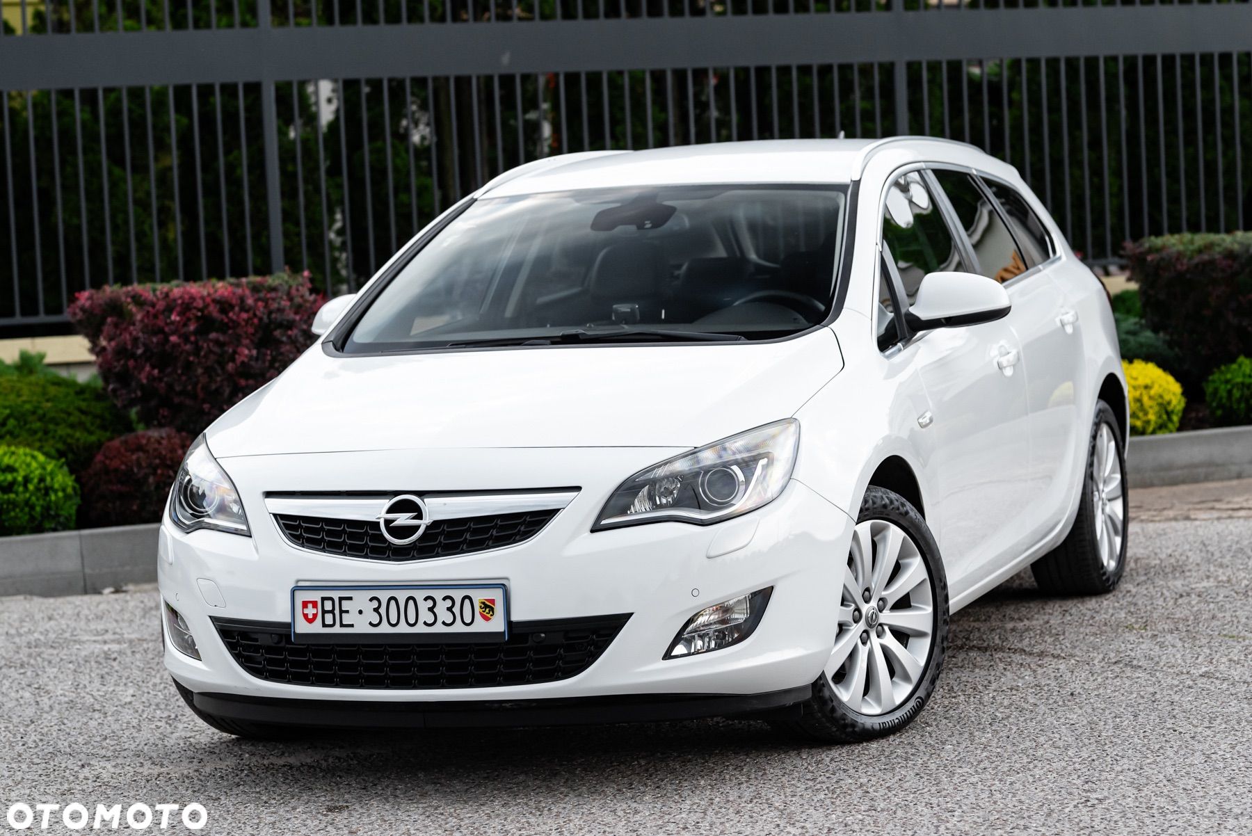 Opel Astra 1.4 Turbo Sport - 1