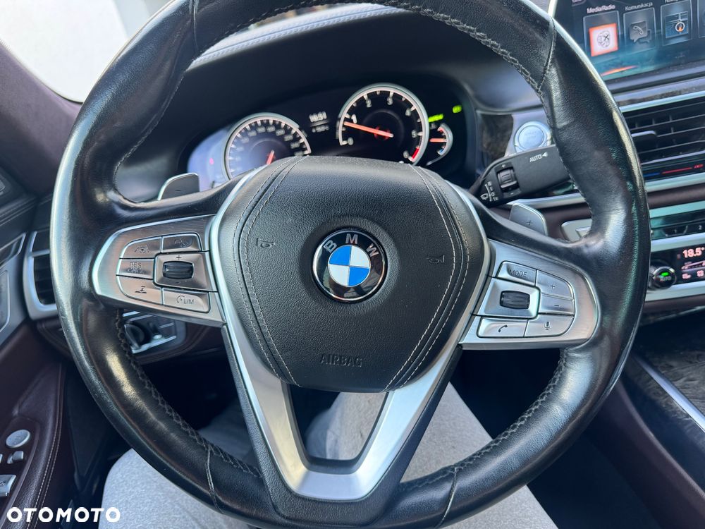 BMW Seria 7 730d xDrive - 19