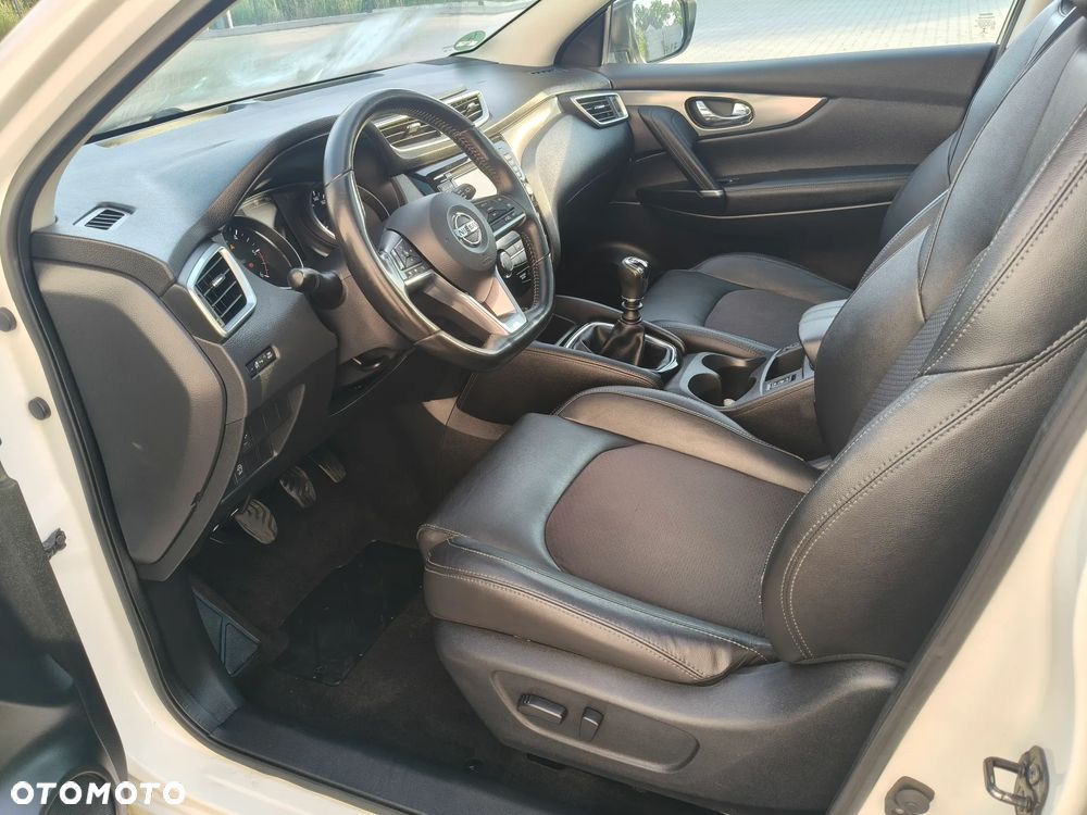 Nissan Qashqai 1.6 DCi Tekna+ - 8