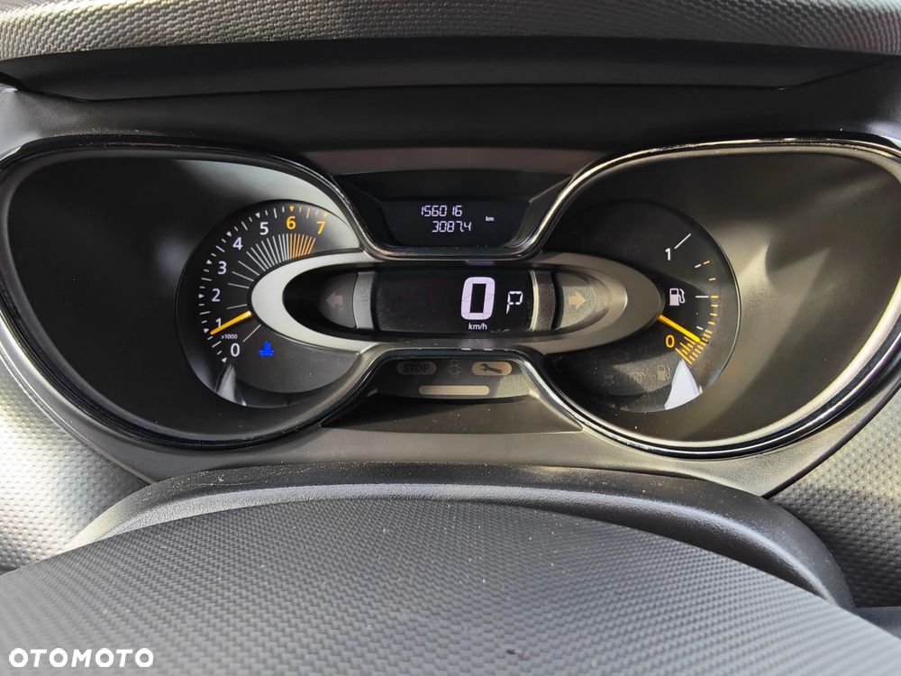 Renault Captur 1.2 TCe Helly Hansen EDC - 19