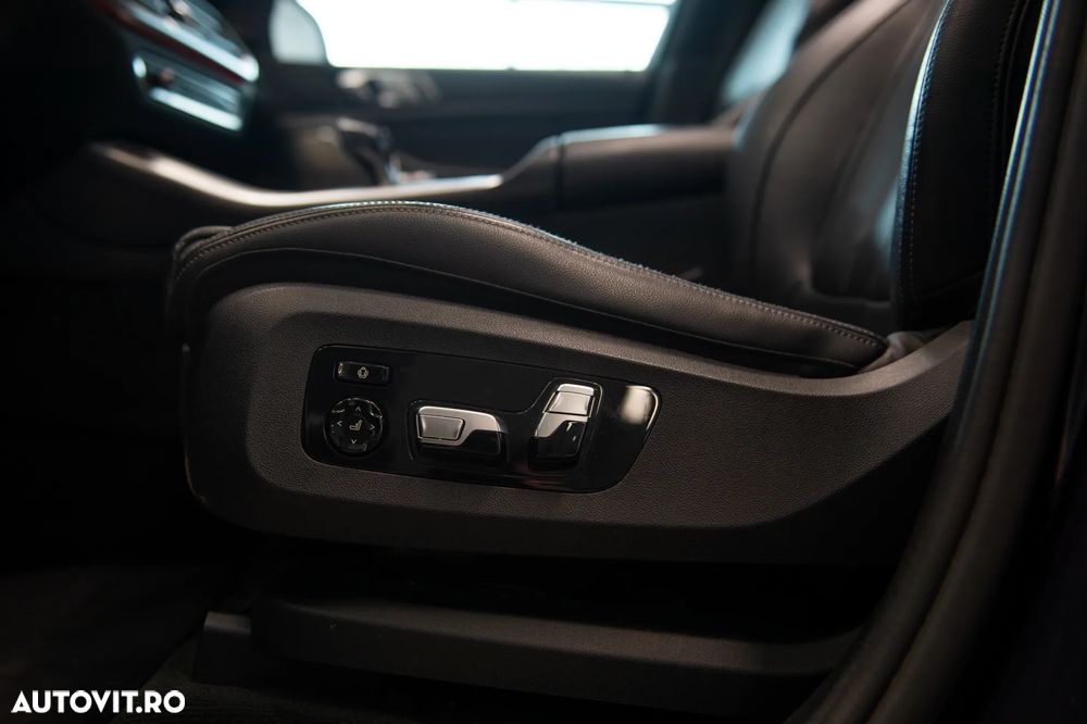 BMW X5 xDrive40i - 17