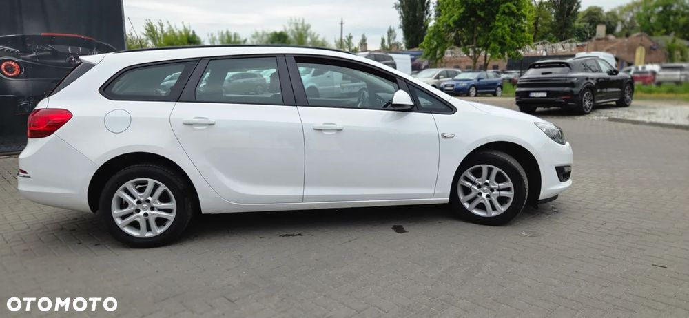 Opel Astra 1.6 Color Edition - 18