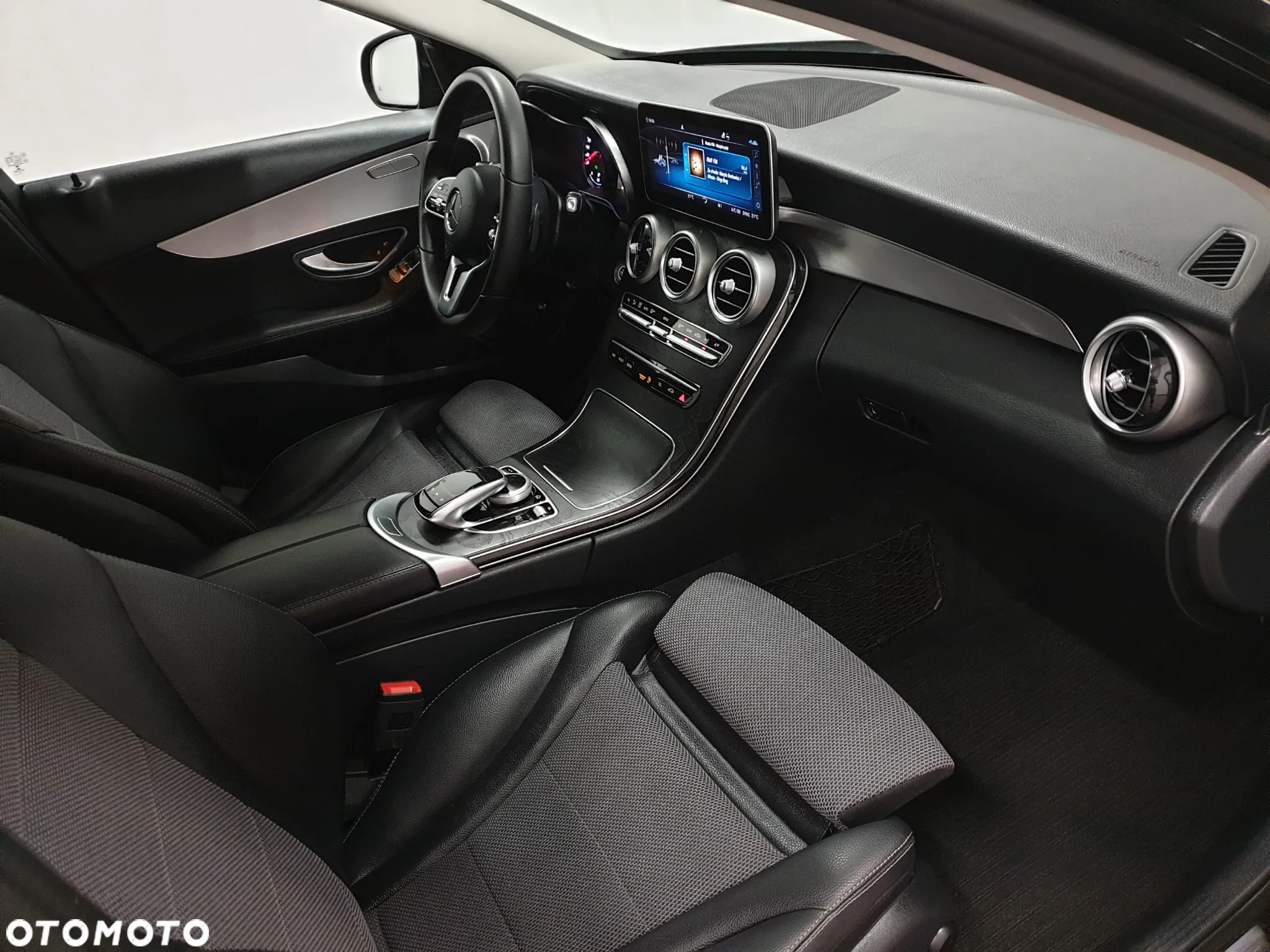 Mercedes-Benz Klasa C 220 d T 9G-TRONIC Avantgarde - 23