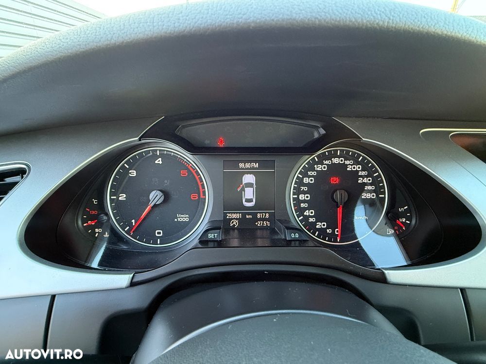 Audi A4 35 TFSI S line - 7