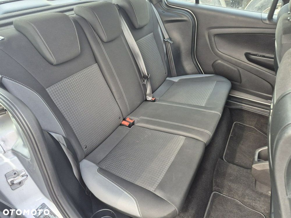 Ford B-MAX - 22