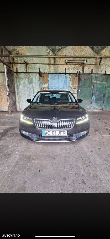 Skoda Superb 2.0 TDI DSG 4X4 Ambition - 15