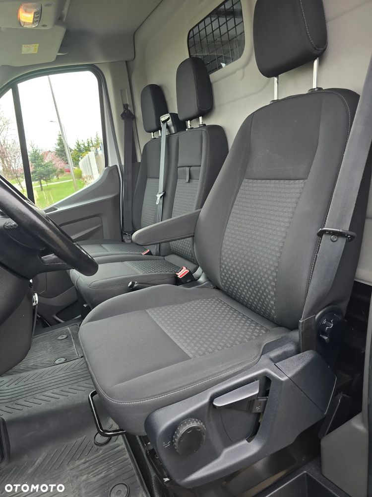 Ford Transit - 17