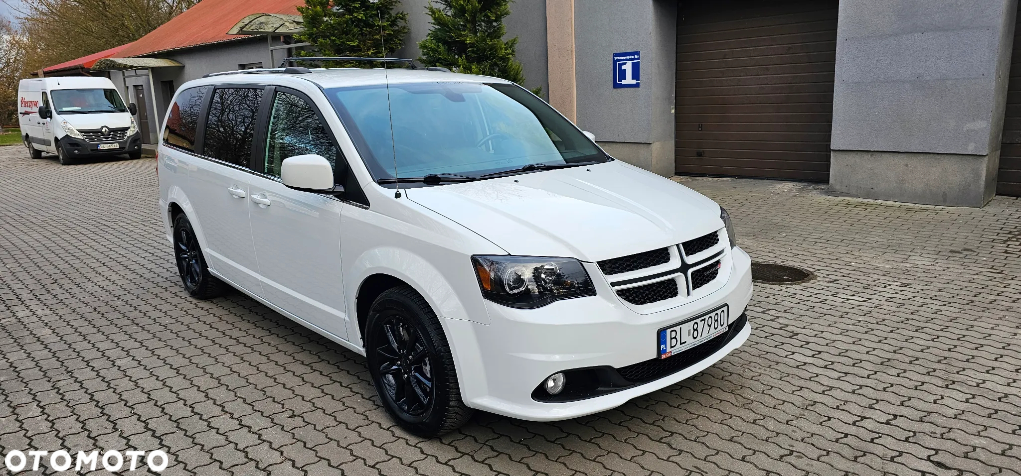 Dodge Grand Caravan - 3